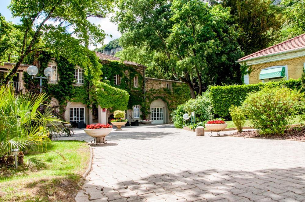 Hotel Le Cedre De Soyons Exterior foto